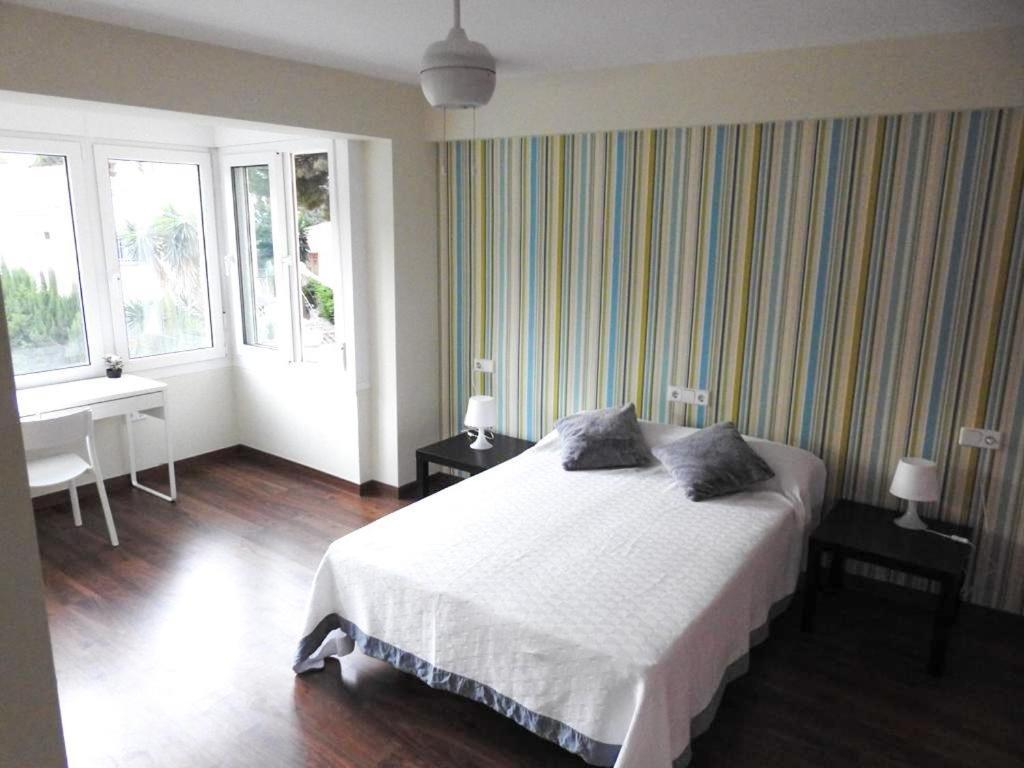Carihuela Beach Suite Apartment Torremolinos Ngoại thất bức ảnh