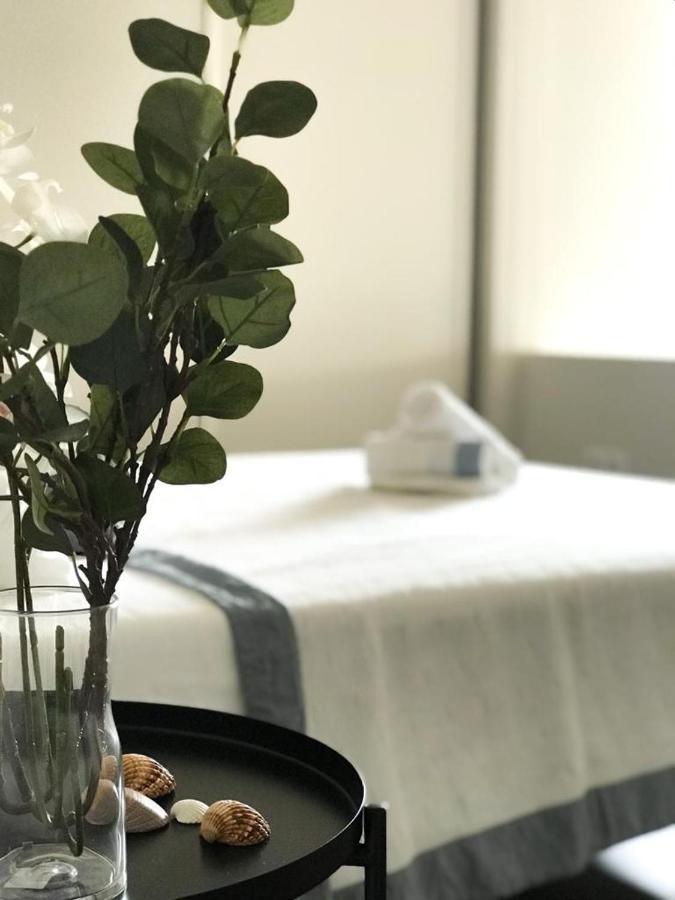 Carihuela Beach Suite Apartment Torremolinos Ngoại thất bức ảnh